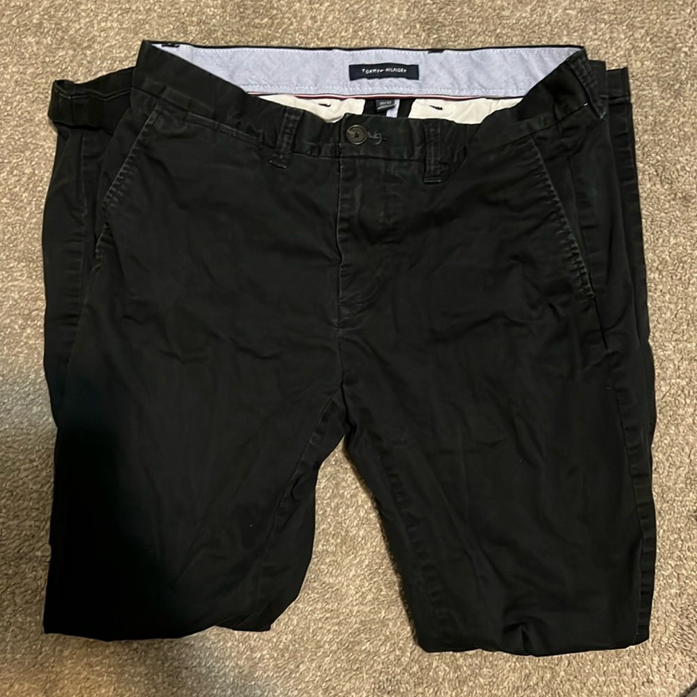 30x32 Tommy Hilfiger Black Jeans